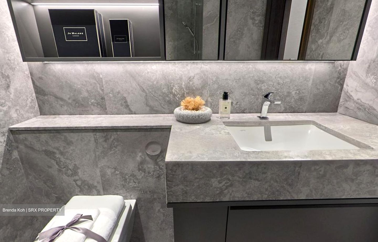Meyer Road (D15), Condominium #466860741